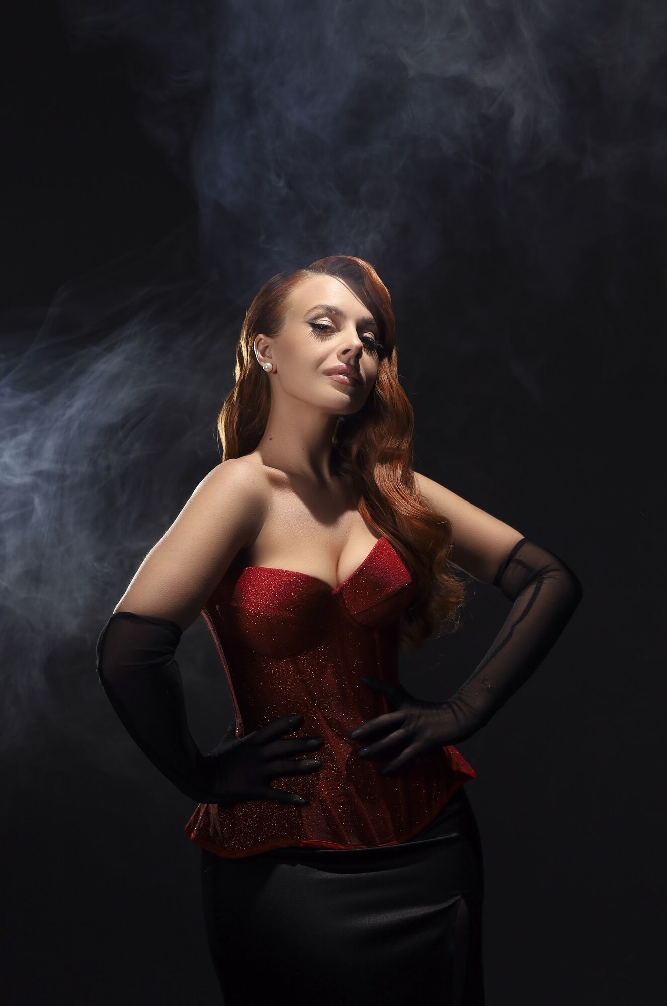 Valeriya Force посміхається