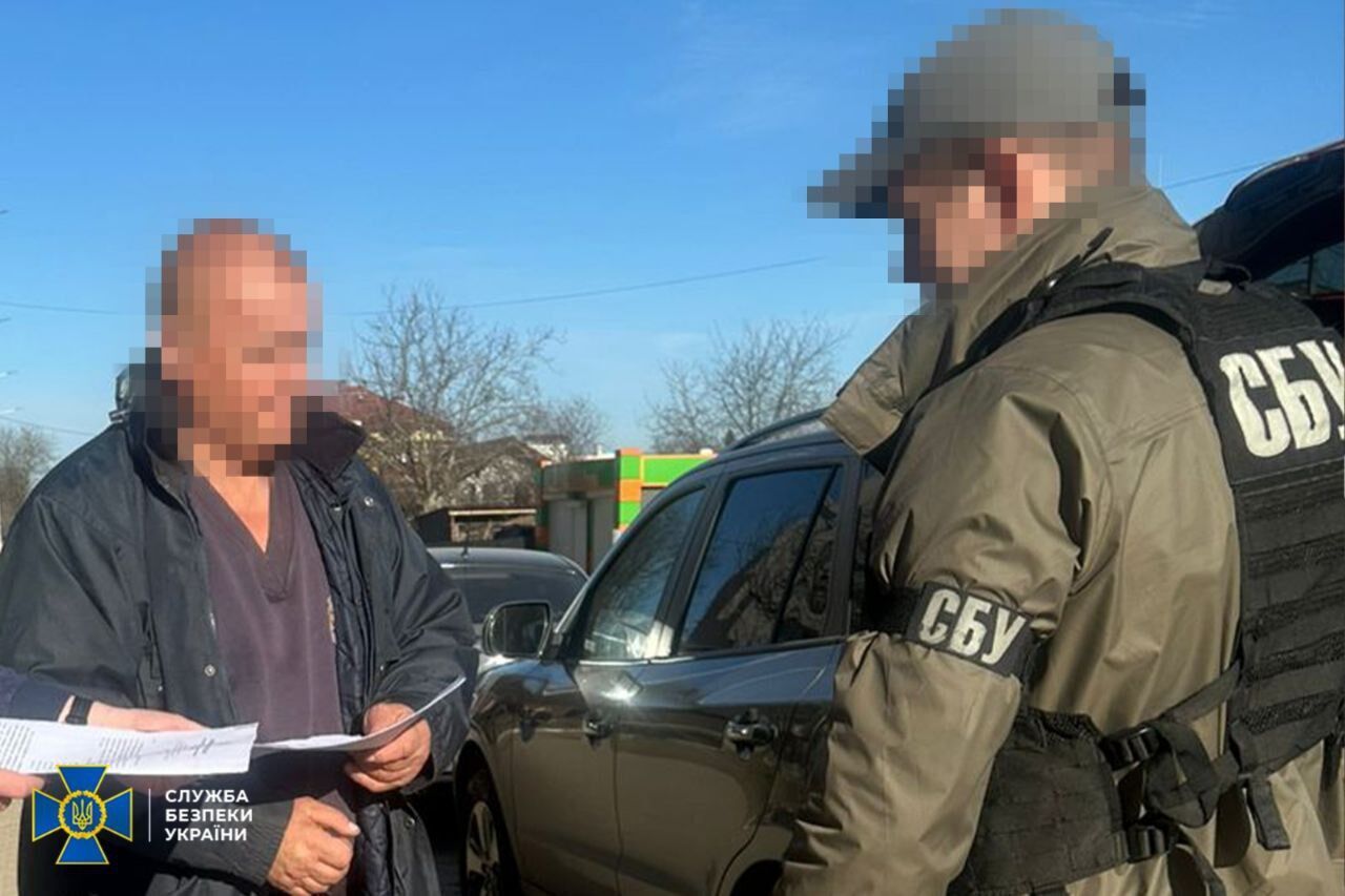 Фіктивні шлюби, хабарі та ''служба в тилу'': правоохоронці ліквідували 4 схеми для ухилянтів
