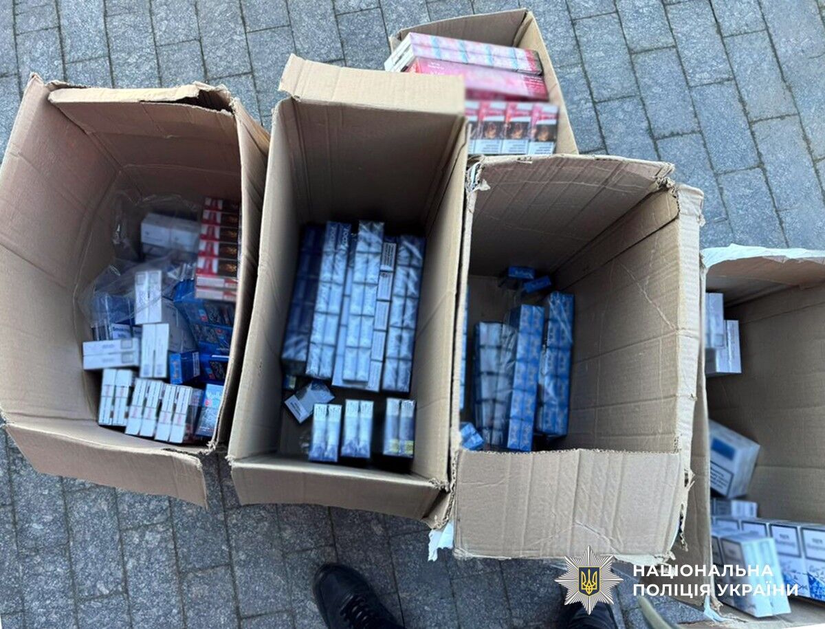 Автомати, гранати і контрафакт: у Житомирі викрили нелегальний бізнес