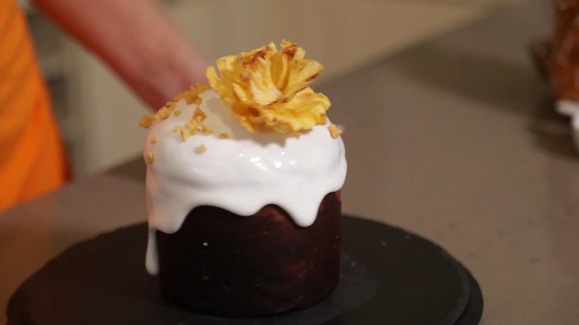 Сучасні прикраси для паски