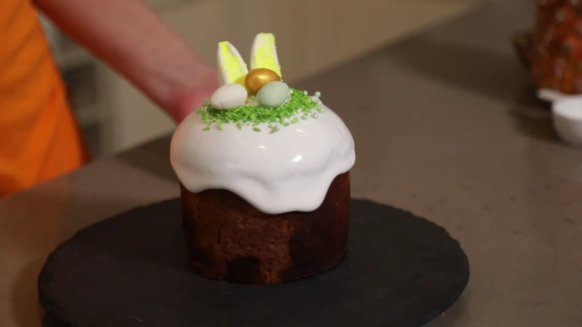 Сучасні прикраси для паски