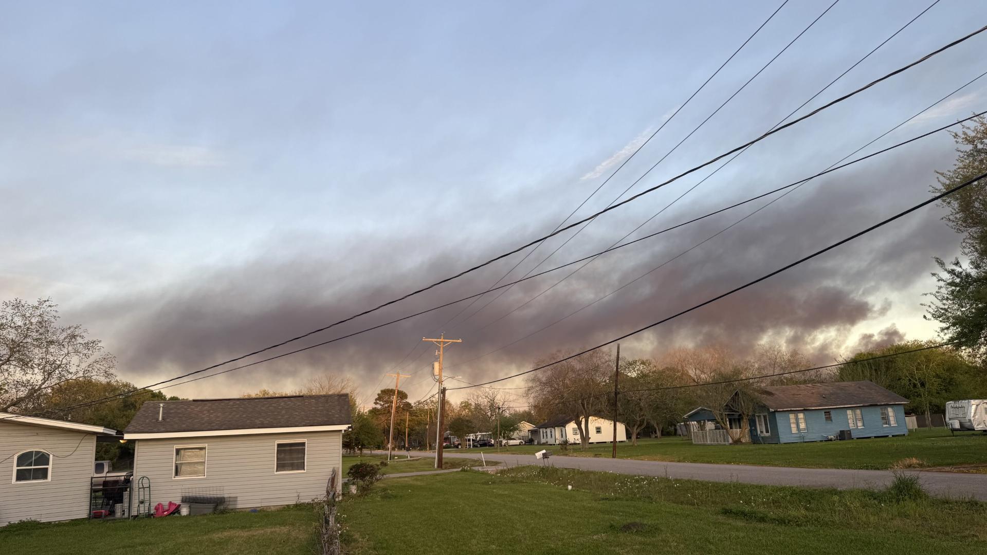 Взрыв НПЗ дошел до местных