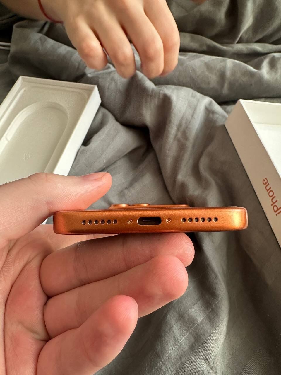 Порівняння муляж оригінал iPhone 17 Pro Max підробка Комфі доставка