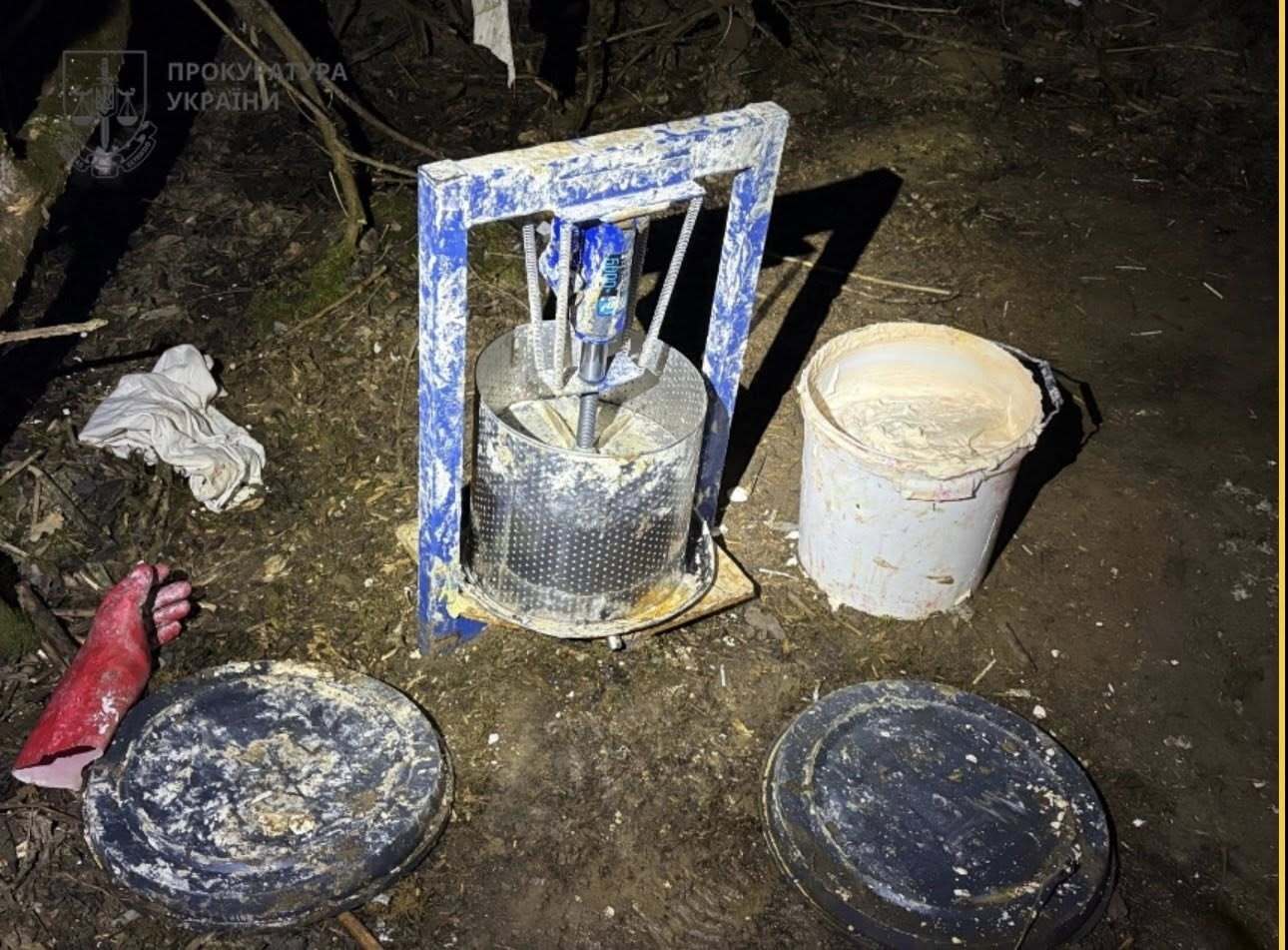 Підлітки пустилися берега