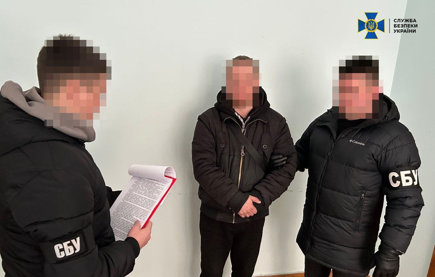 У Дніпрі затримали чоловіка, що передавав у чатах дані про мобільні групи ТЦК