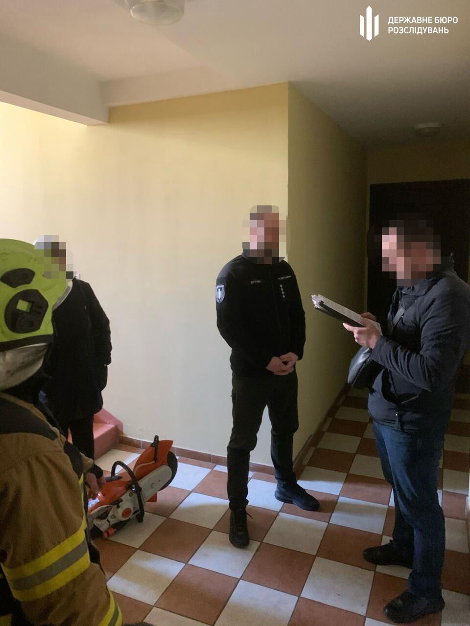 Підозрюваний у коридорі