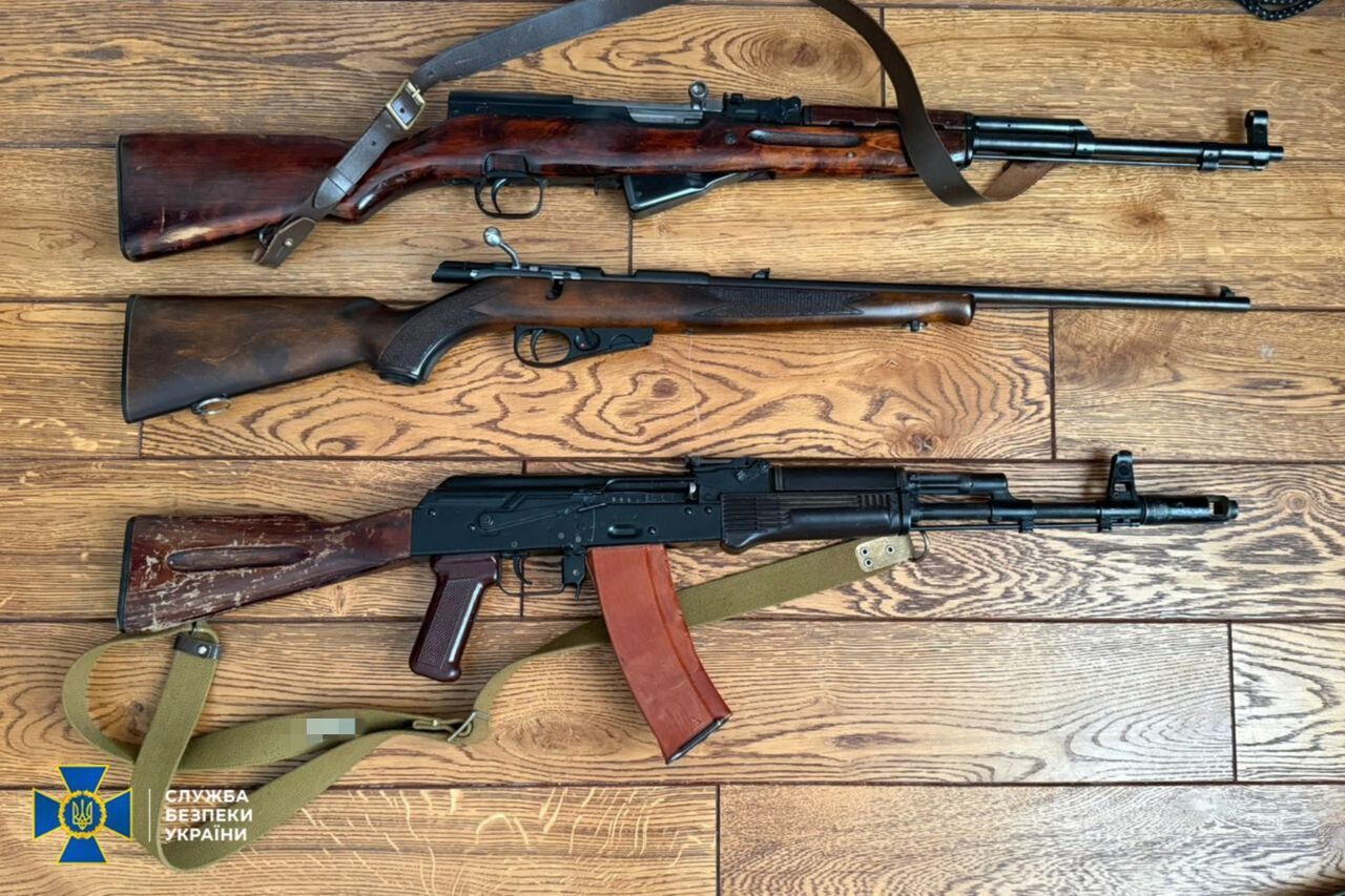 $3–5 тысяч за ''удостоверение СБУ'': правоохранители разоблачили масштабную схему