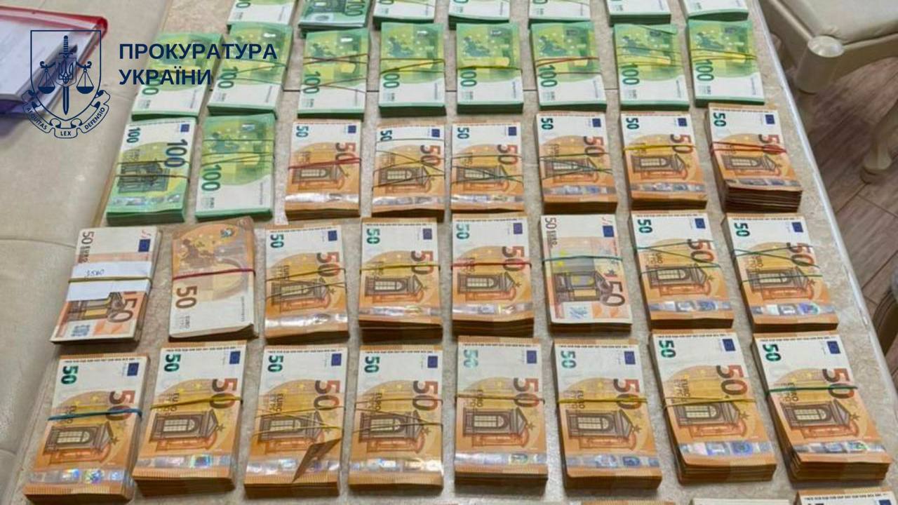  Фальсифіковане пальне через АЗС: на Київщині розкрили масштабну схему