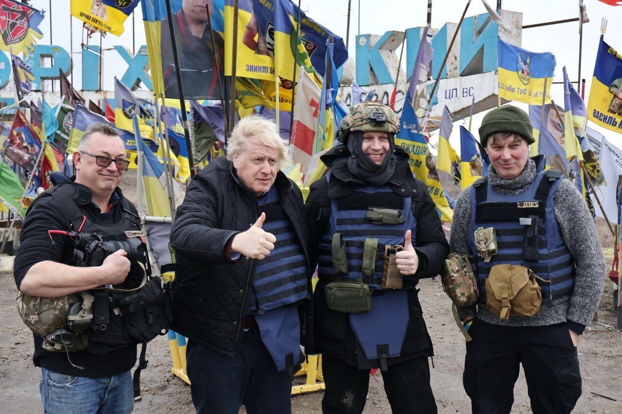 Борис Джонсон тайно посетил передовую в Запорожском направлении