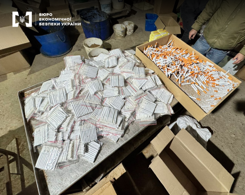БЭБ разоблачило в Одесской области предпринимателя, реализовавшего нелегальный алкоголь и табак