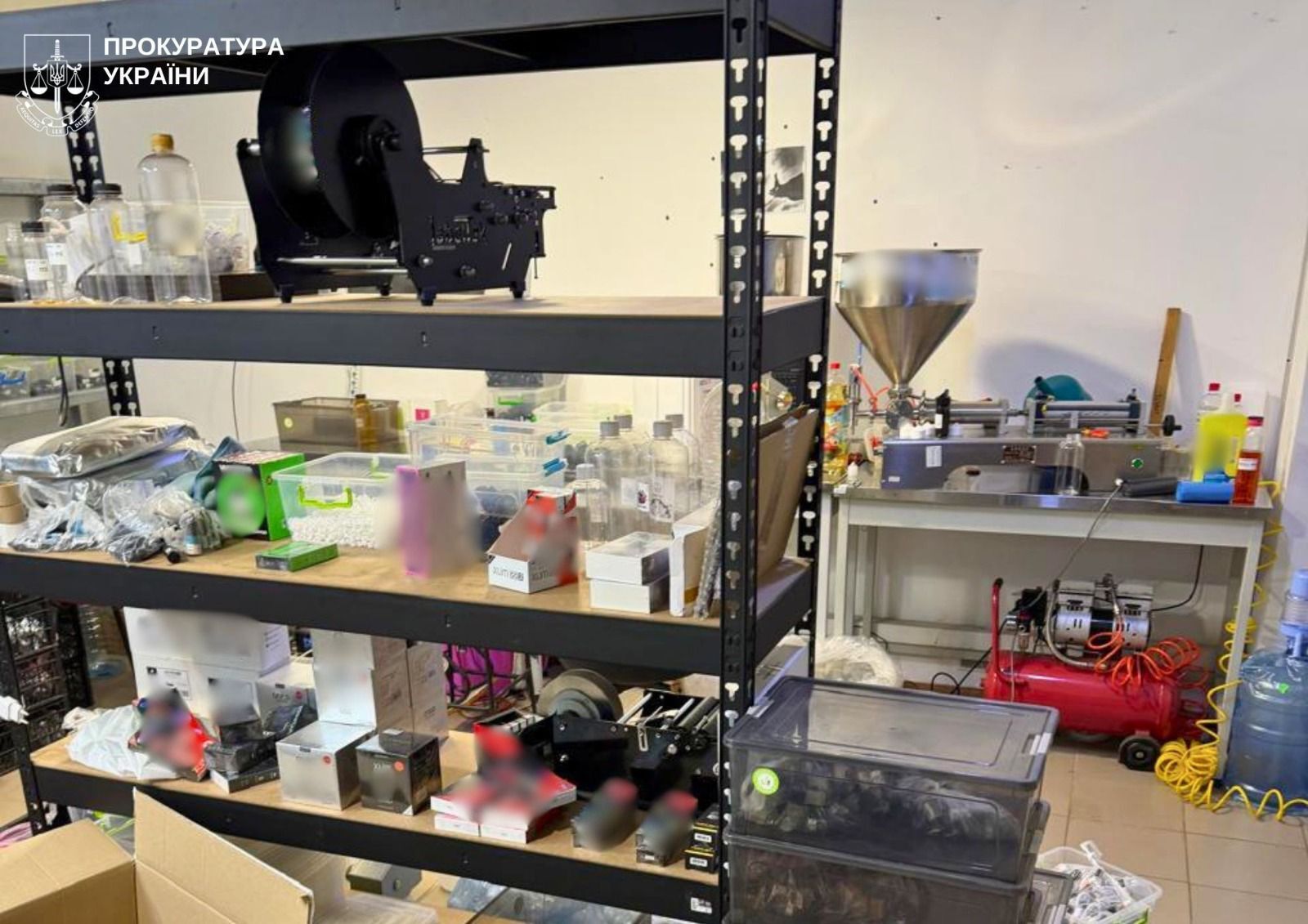 В Запорожье разоблачена масштабная схема сбыта жидкостей для электронных сигарет без акцизных марок