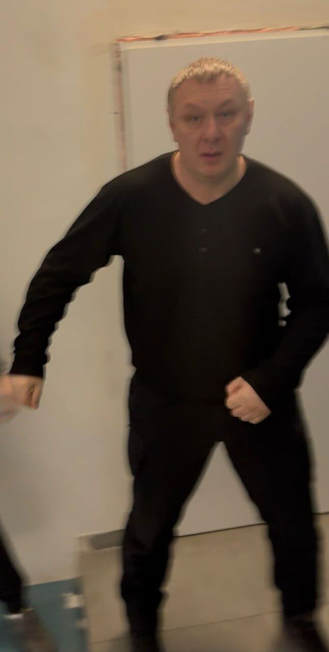 Аферисти змінюють адреси? У БЦ ''Аквамарин'' помітили новий підозрілий call-центр