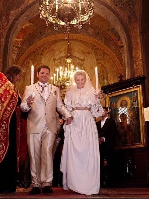 12 лет брака и новые планы: Бужинская заинтриговала заявлением о детях