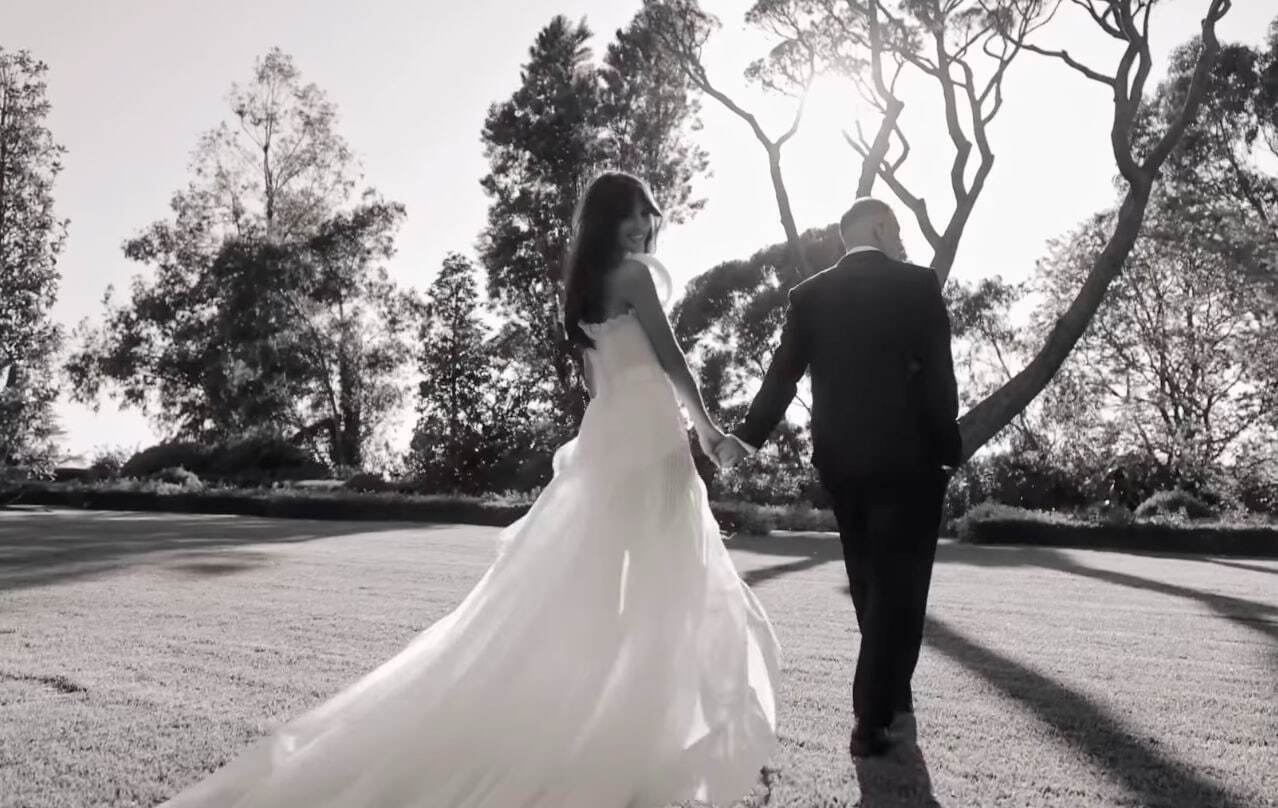 Весілля Нікі Ломіа