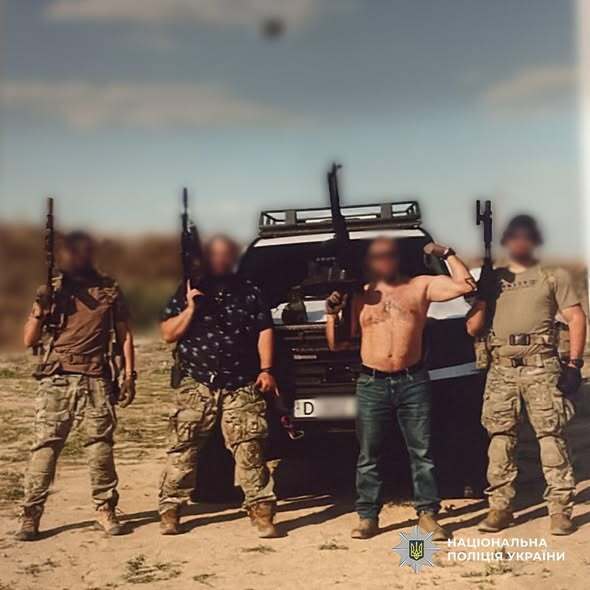 В Одессе банда пытала мужчину током и требовала $360 тысяч: полиция разоблачила преступников