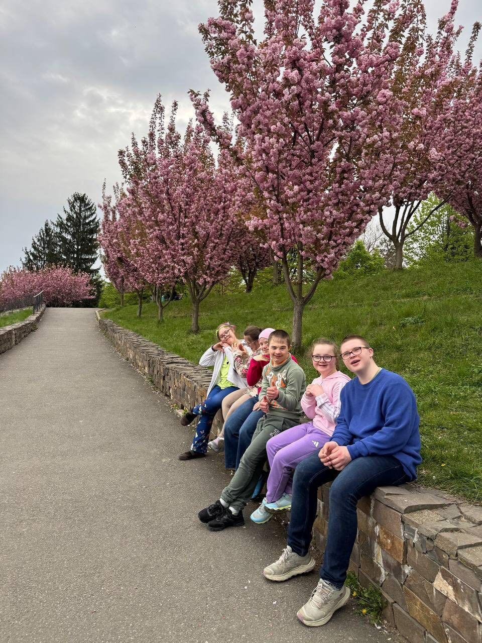 Волонтеры ''Батальона Волонтер'' подарили путешествие в Мукачево детям из ресурсного класса ОО ''WeСan''