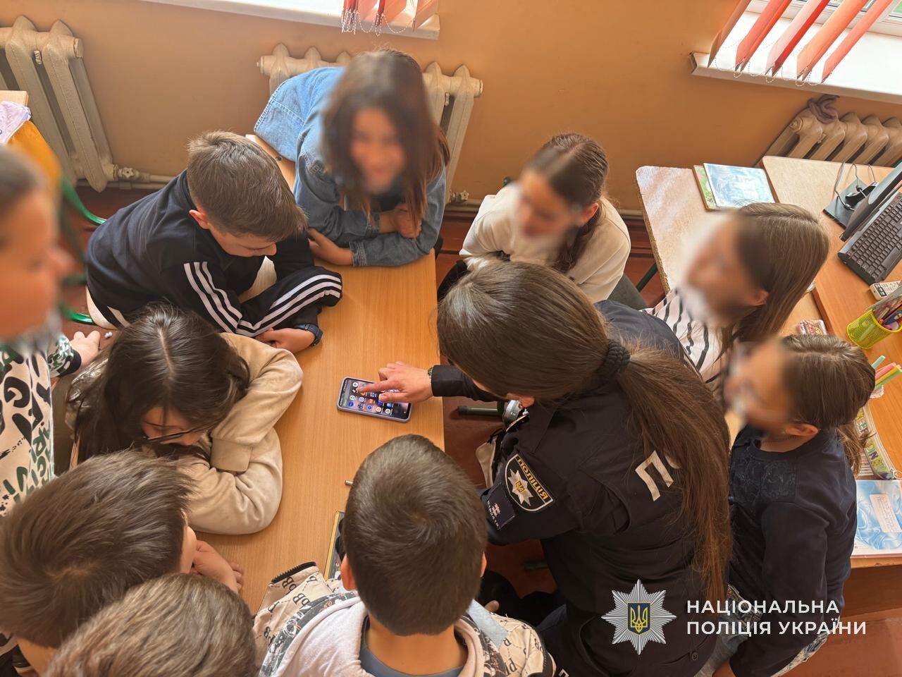 Скандал у TikTok: на Одещині батьків школярів притягують до відповідальності за образливе відео про вчителів