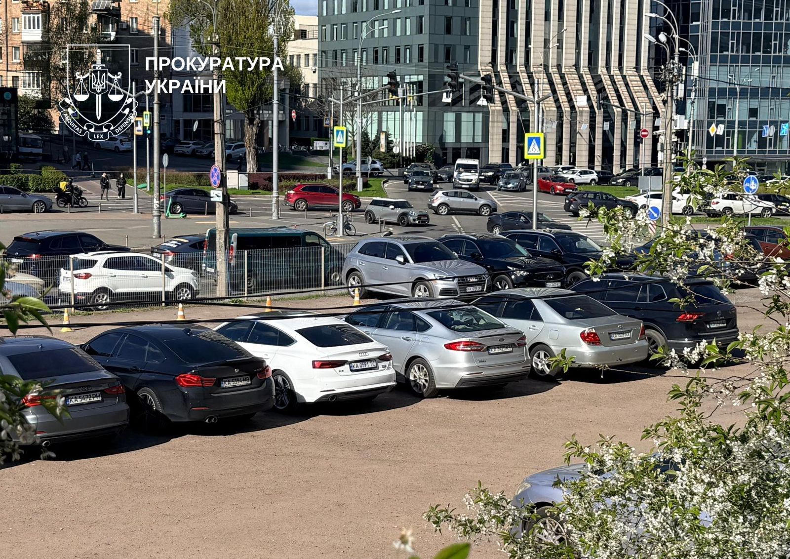 Прокуратура оскаржує інвестдоговір щодо забудови території історичної лікарні в Києві