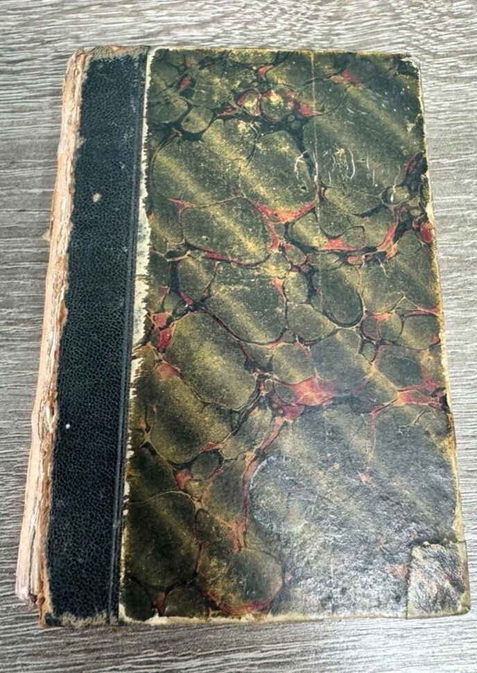 Прикордонники на кордоні з Румунією вилучили рідкісне видання XIX століття