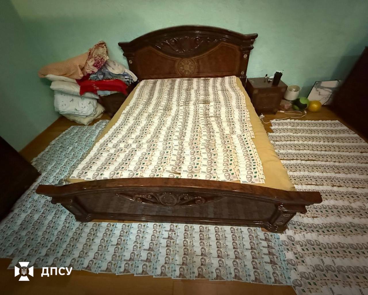 В Сумах задержала женщина, которая организовала предоставление платных услуг взрослого характера