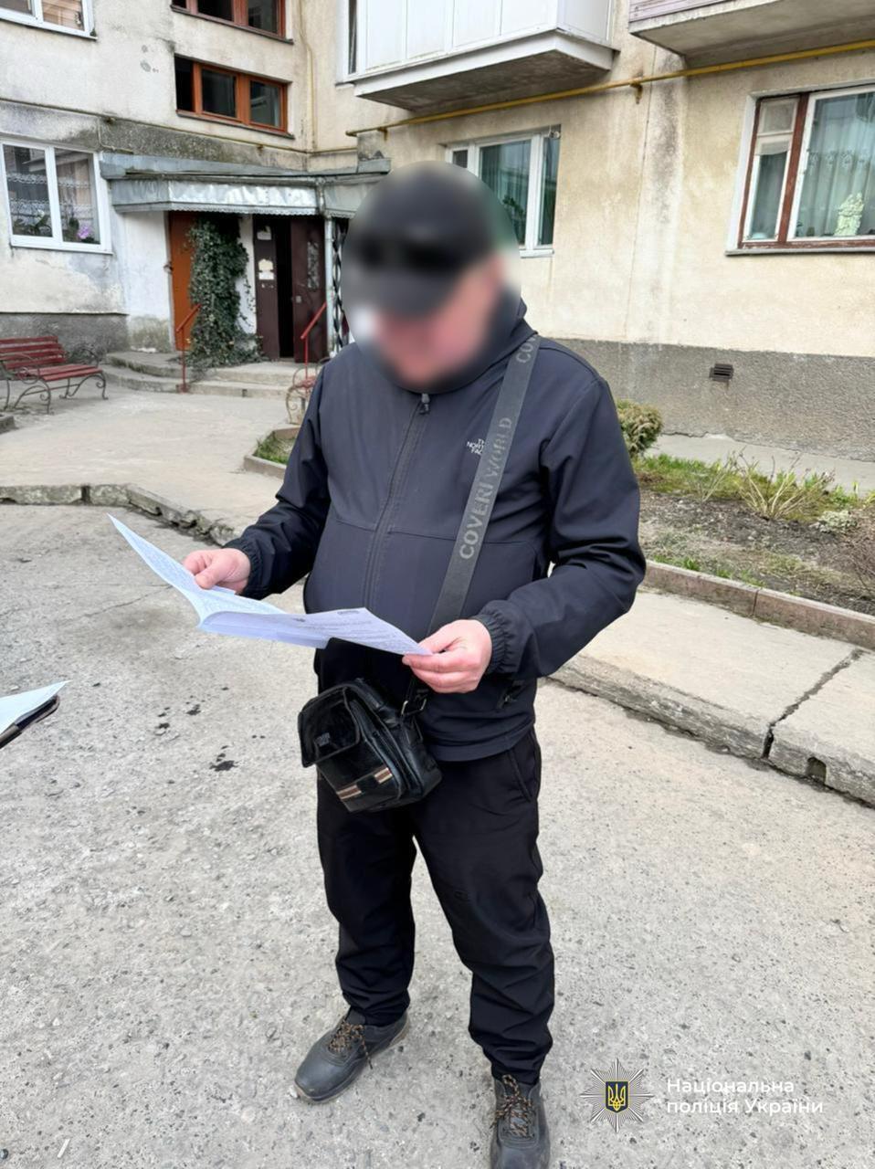 На Прикарпатті чоловік привласнив 220 тисяч гривень із банківського рахунку