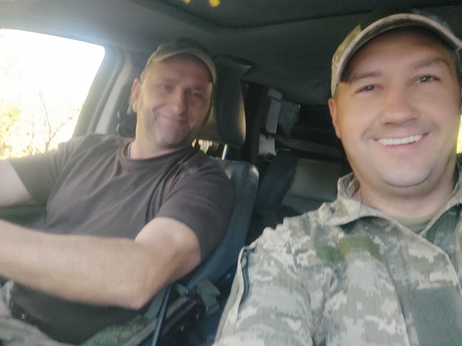 Юрій Заворотний із побратимом