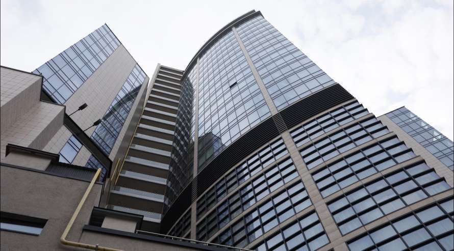 У центрі Києва розгорається конфлікт навколо будівництва біля Hilton: що відомо про проєкт