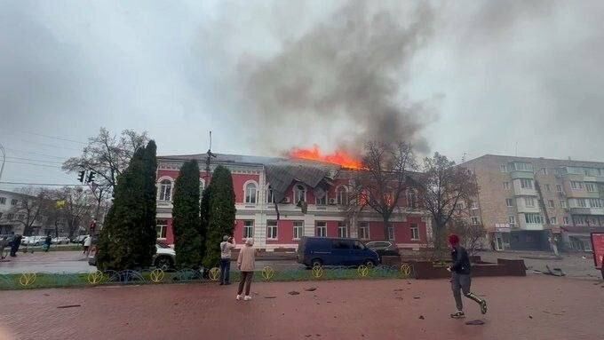 Удари по держустановах на Чернігівщині: атаковано мерію та податкову