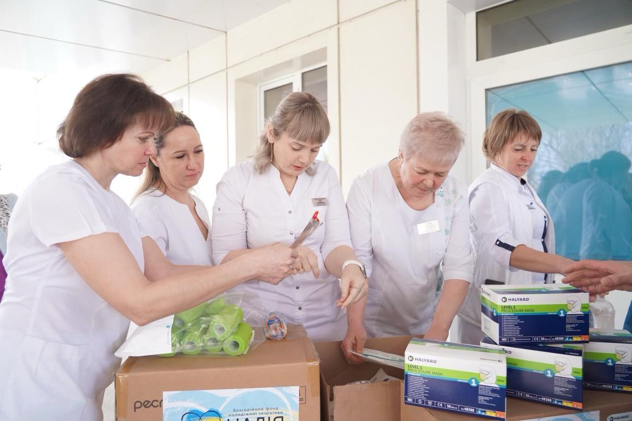 Фонд ''Надія'' та Валерій Дубіль передали допомогу лікарням Кривого Рогу — в межах програми підтримки медзакладів