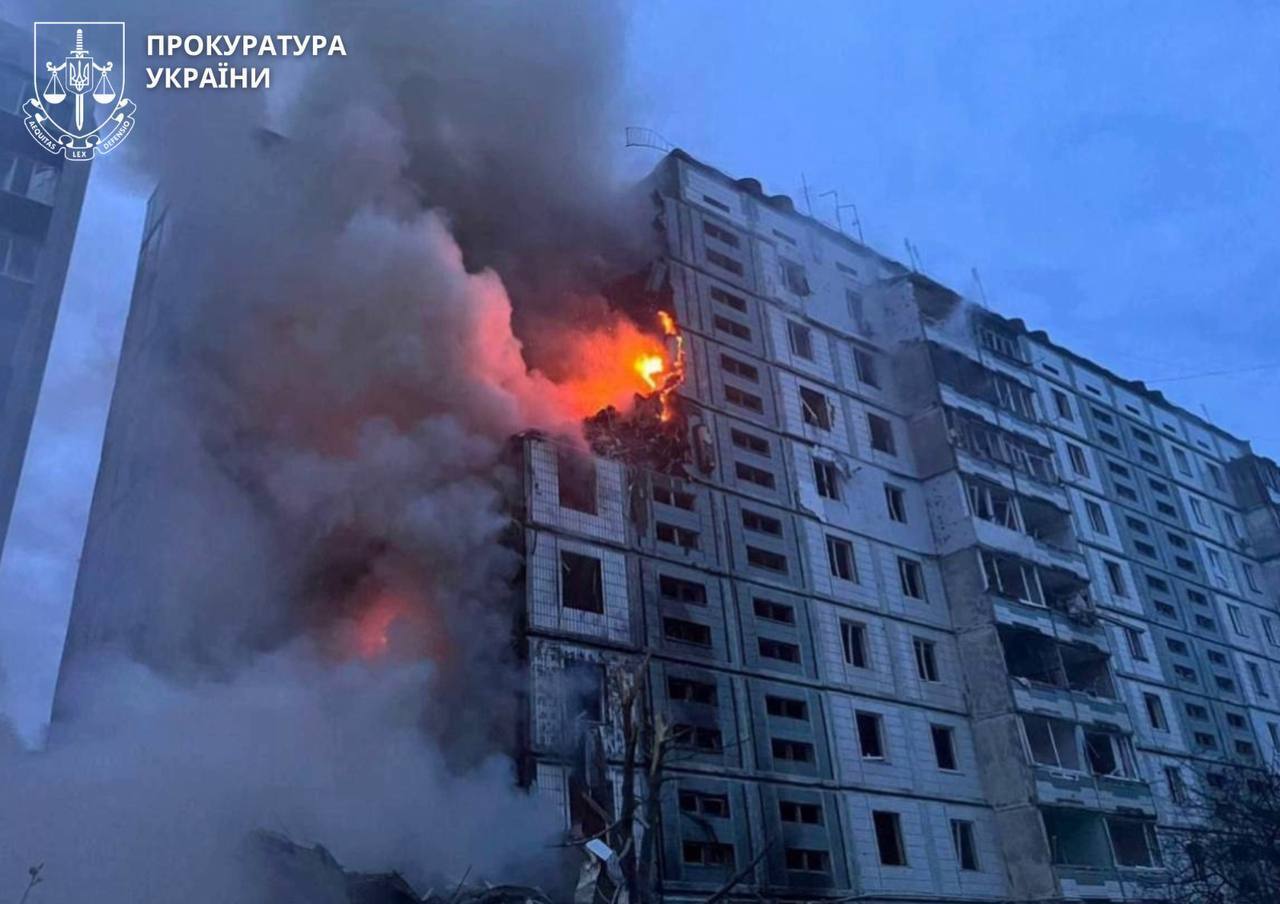 Заробляли на трагедії: в Умані розікрали мільйони під час відбудови будинку після ракетного удару