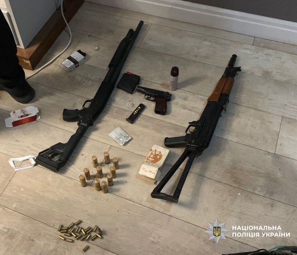 У Херсоні викрили підпільне виробництво сигарет: вилучено понад мільйон гільз і тонни тютюну