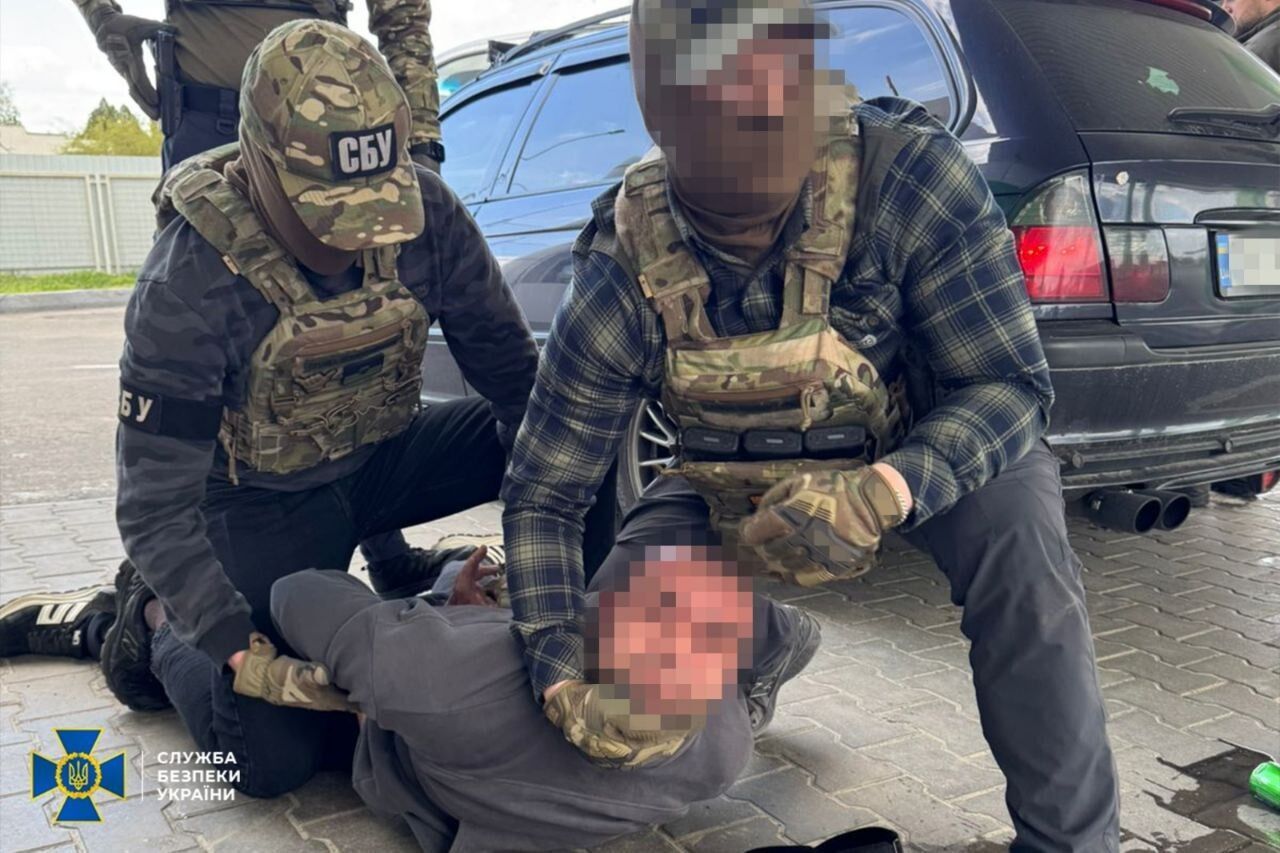 До $25 тысяч за ''услугу'': в Украине ликвидировали сеть ухилянтских схем