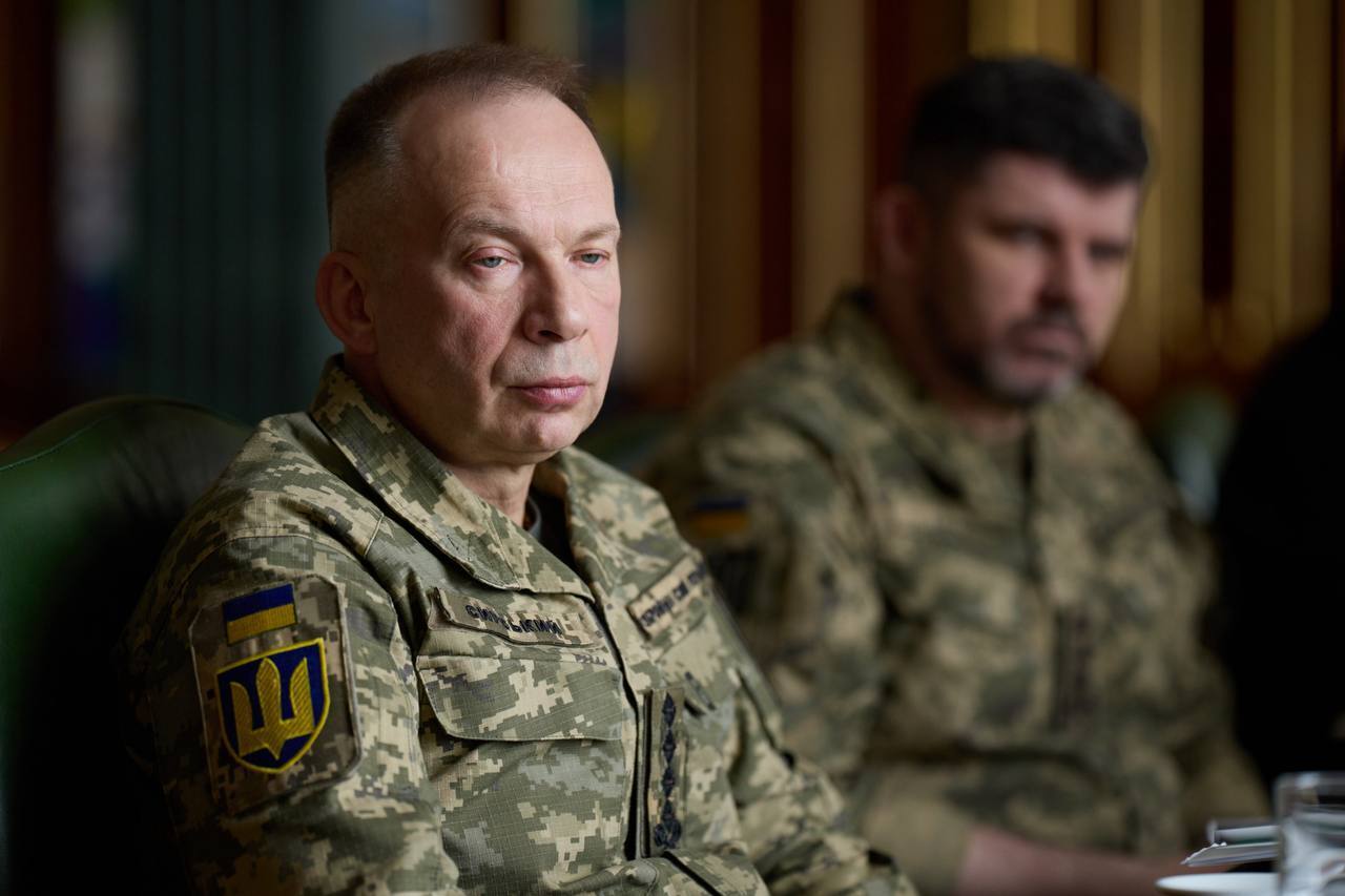 Зеленский анонсировал рост зарплат военных: пехоте — до 400 тысяч, что еще изменится