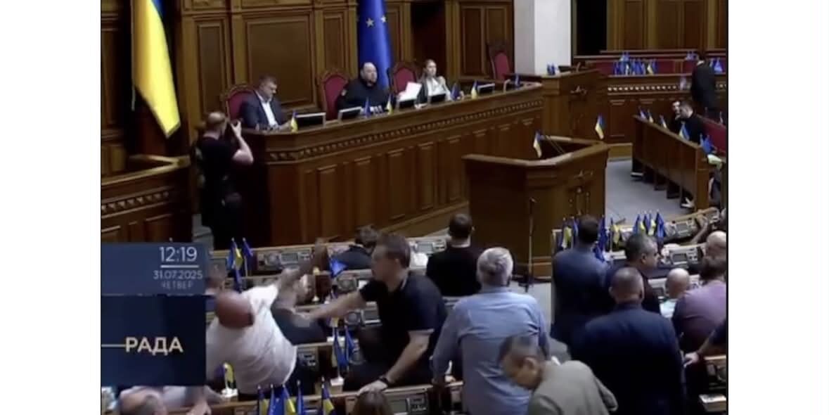 Що відомо про нардепа Владлена Неклюдова