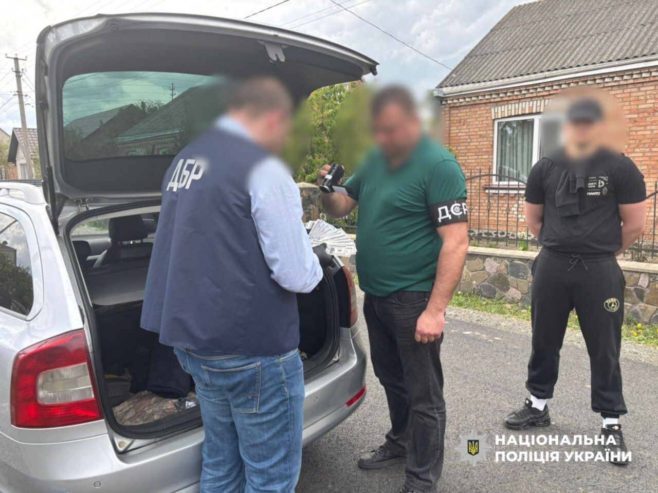 ''Вывозили'' военных за 15 тысяч долларов: на Волыни разоблачили схему побега из частей