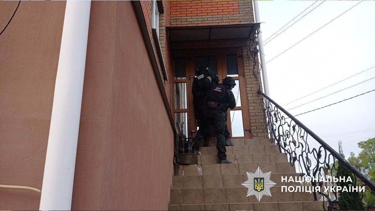 62 ділянки і 29 авто: поліція викрила масштабну корупційну схему ексдепутата з Вінниччини