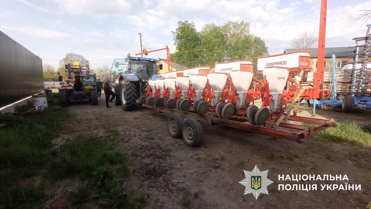 62 ділянки і 29 авто: поліція викрила масштабну корупційну схему ексдепутата з Вінниччини