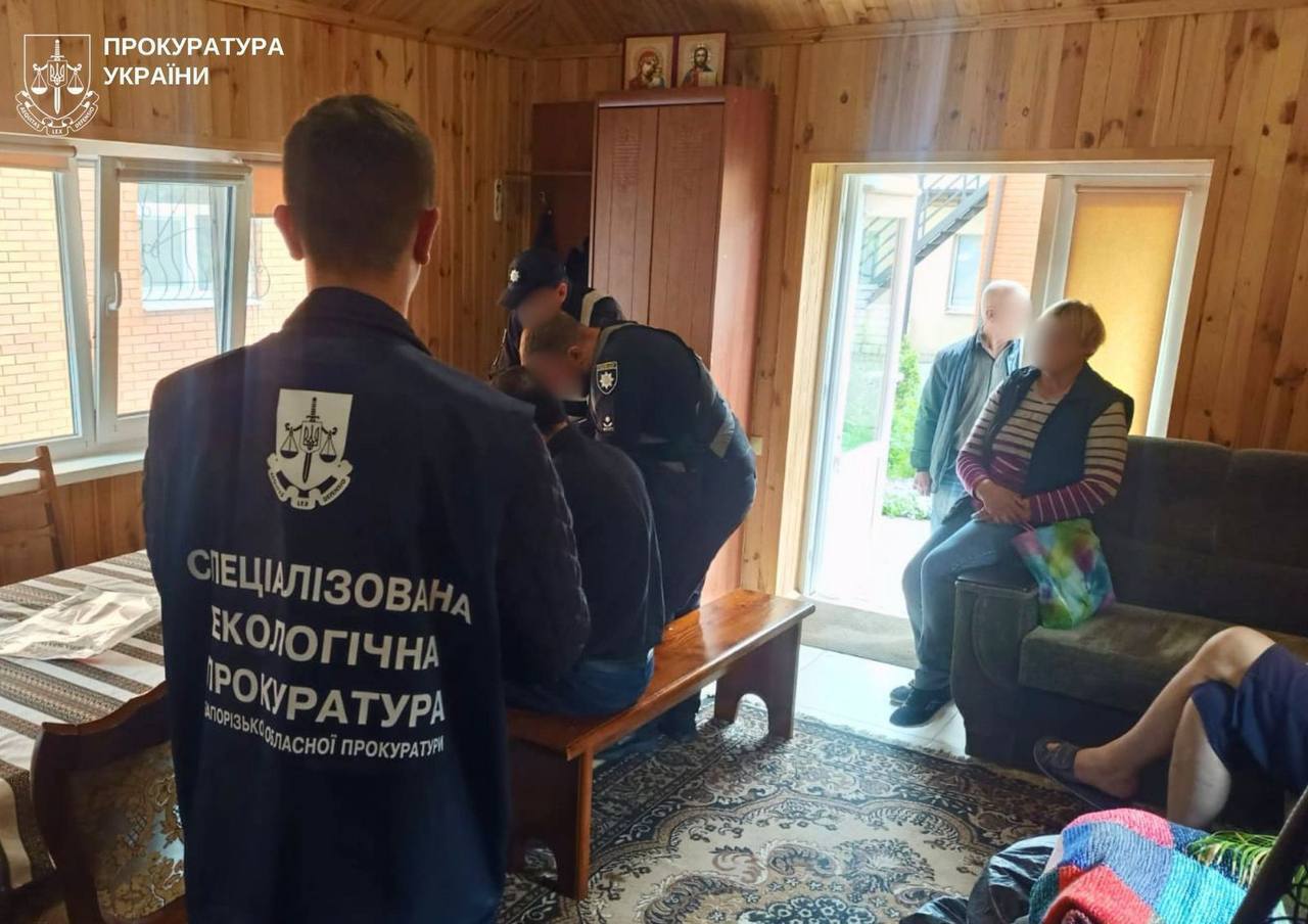 На Запорожье разоблачили схему с 11 гектарами земли из-за родственников и подставных лиц