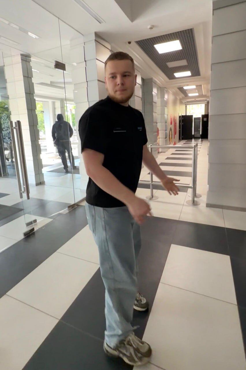 В столичном БЦ ''Домино'' на Подоле были замечены работники колл-центра