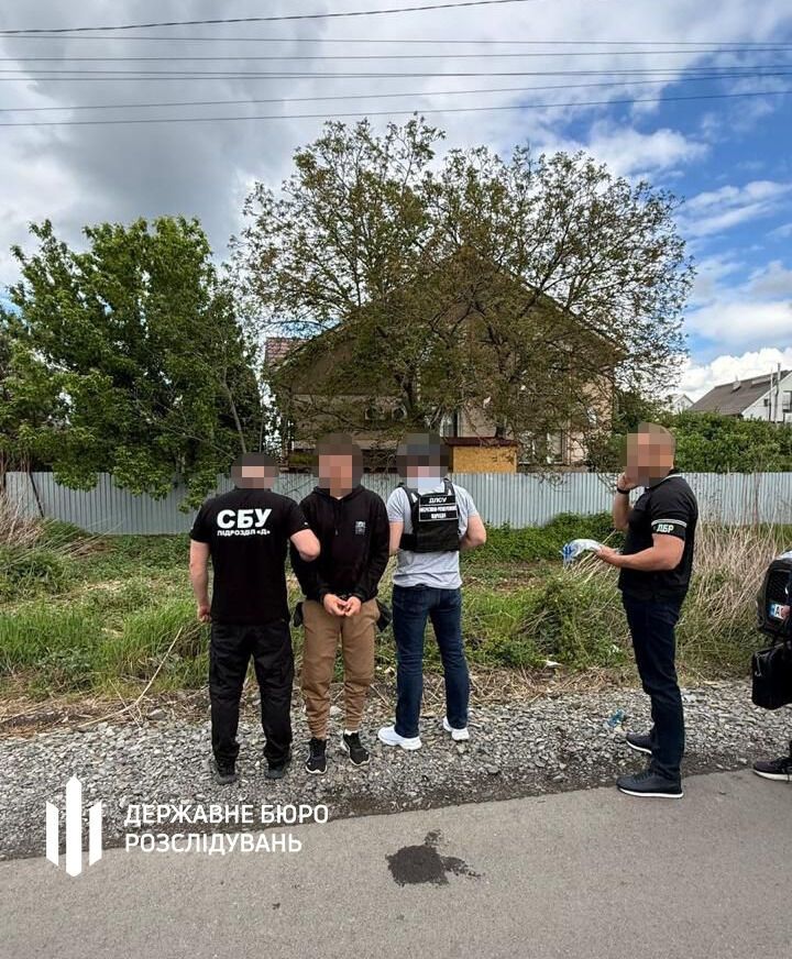 6 тысяч долларов за переправку через границу — на Закарпатье ДБР разоблачило военного