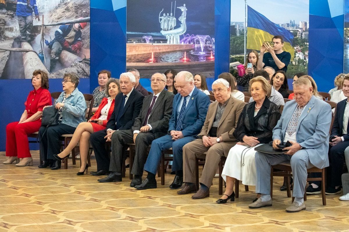 Кличко назвал новых ''Почетных граждан Киева'': кто получил звание
