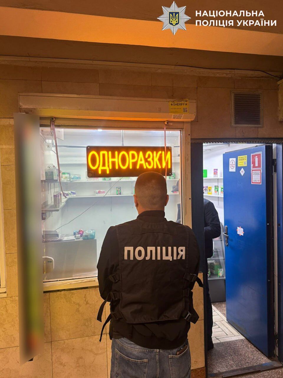 В Киеве накрыли масштабную схему продажи контрафактных вейпов: изъят товар на 12 млн грн
