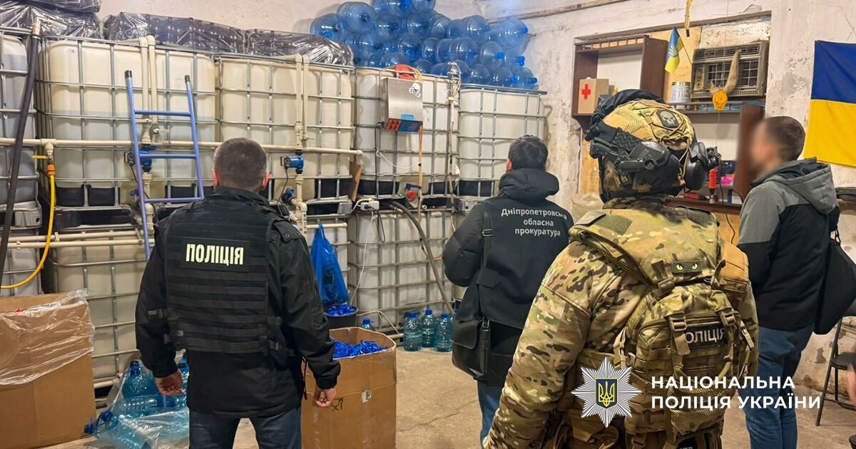 У Дніпрі викрили масштабне підпільне виробництво алкоголю: вилучено фальсифікат на понад 4 млн грн