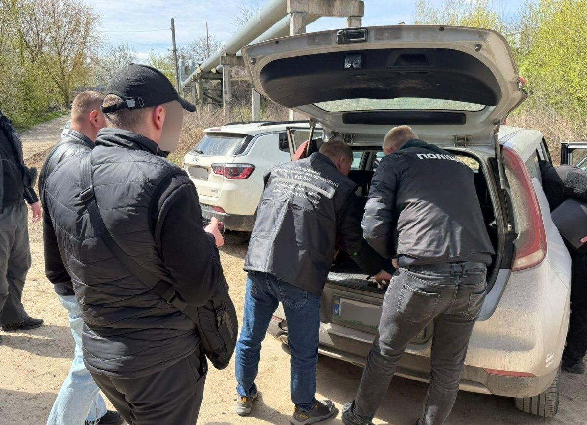 ''Послуги'' за тисячі доларів: прикордонники викрили нові схеми переправлення через кордон