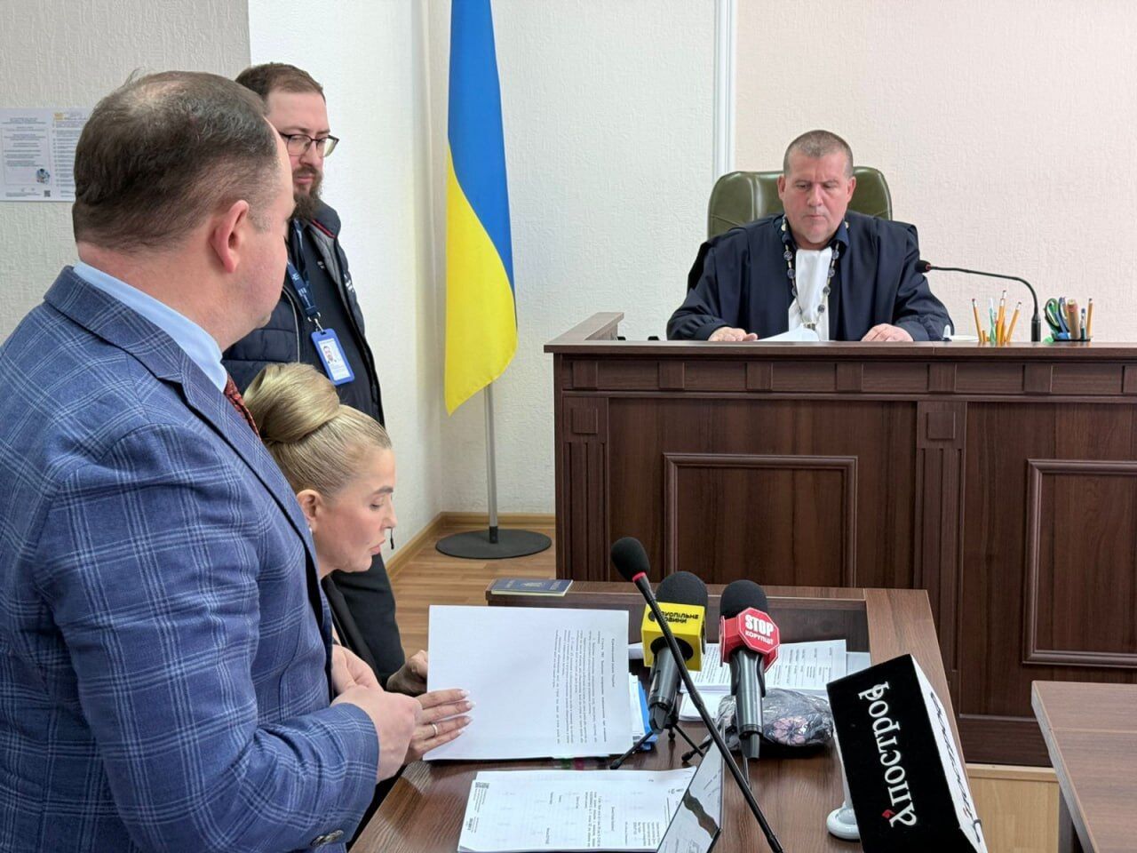 Юлія Тимошенко зможе вільно виїжджати за кордон: ВАКС повернув їй паспорт