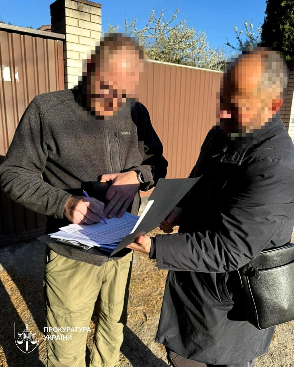 Правоохоронці викрили контрабанду елітного алкоголю під дипломатичним прикриттям