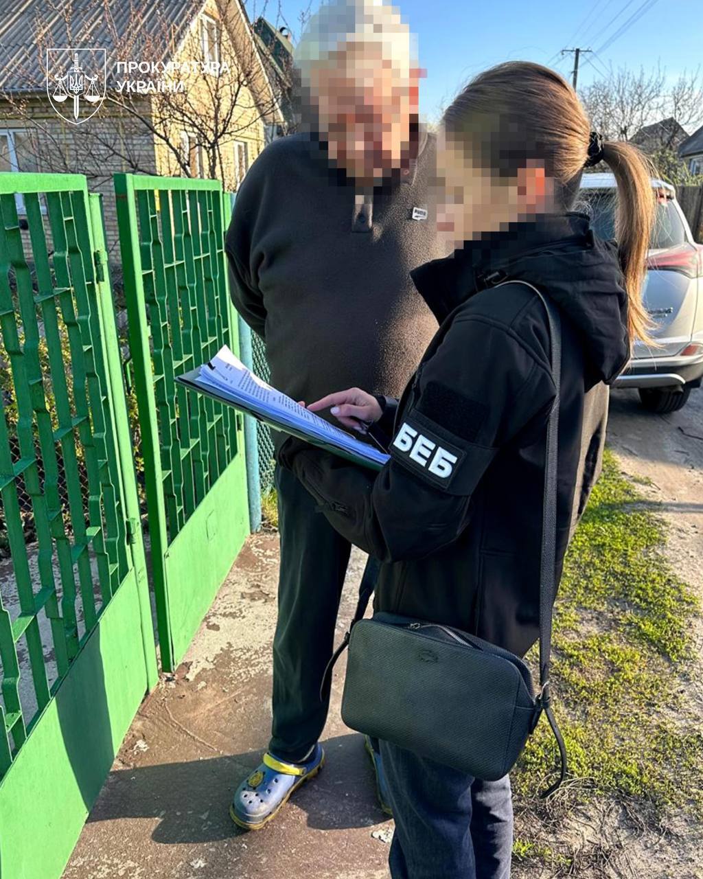 Правоохоронці викрили контрабанду елітного алкоголю під дипломатичним прикриттям