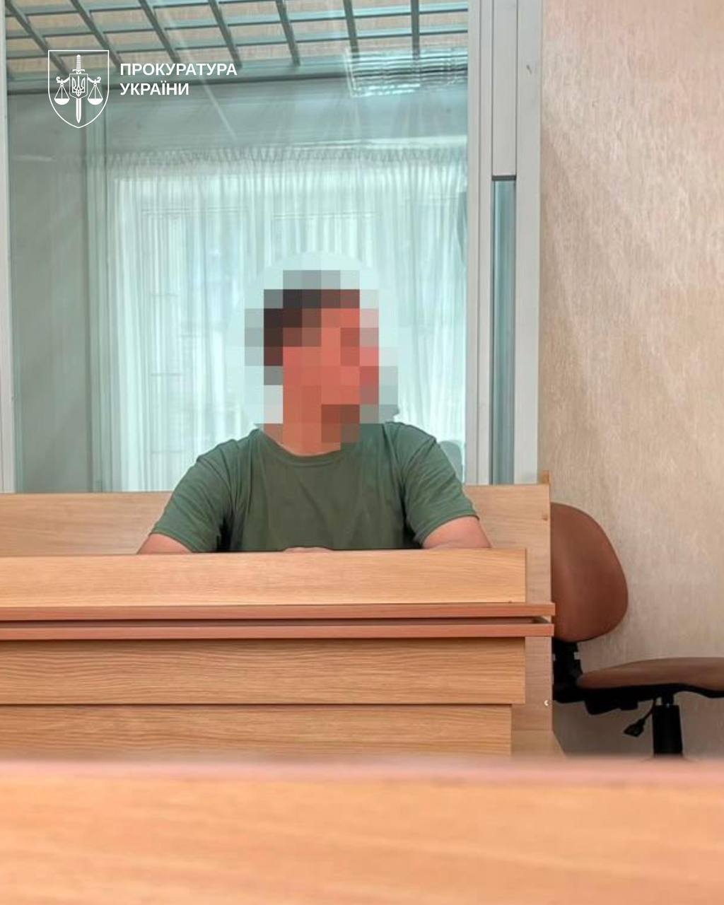 У Дніпрі чоловіка били електрошокером і металевою скакалкою через вигаданий борг у $10 тисяч