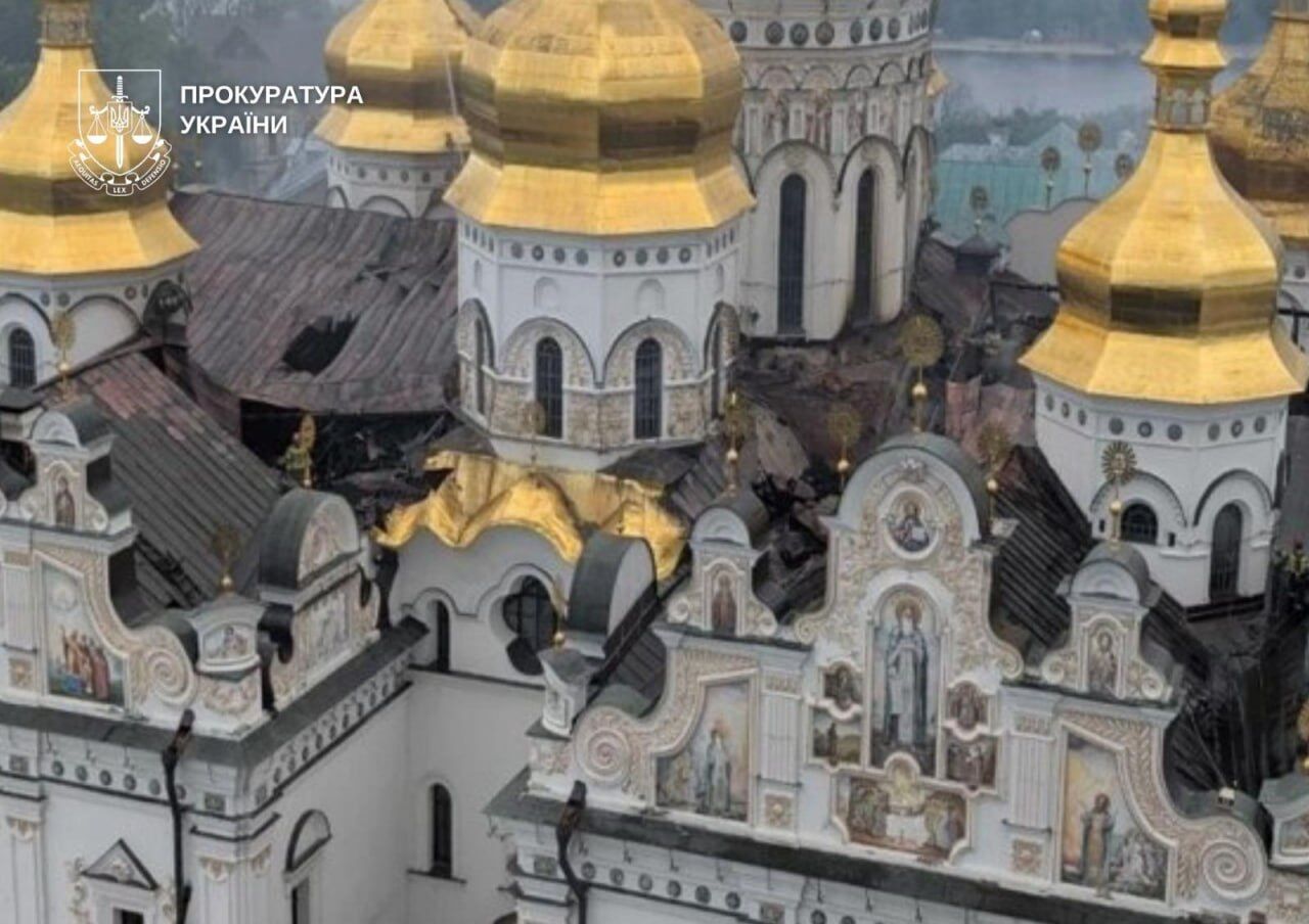 У нічній атаці по Києву постраждала Лавра: влучання ''Герань-2'' підтвердила СБУ