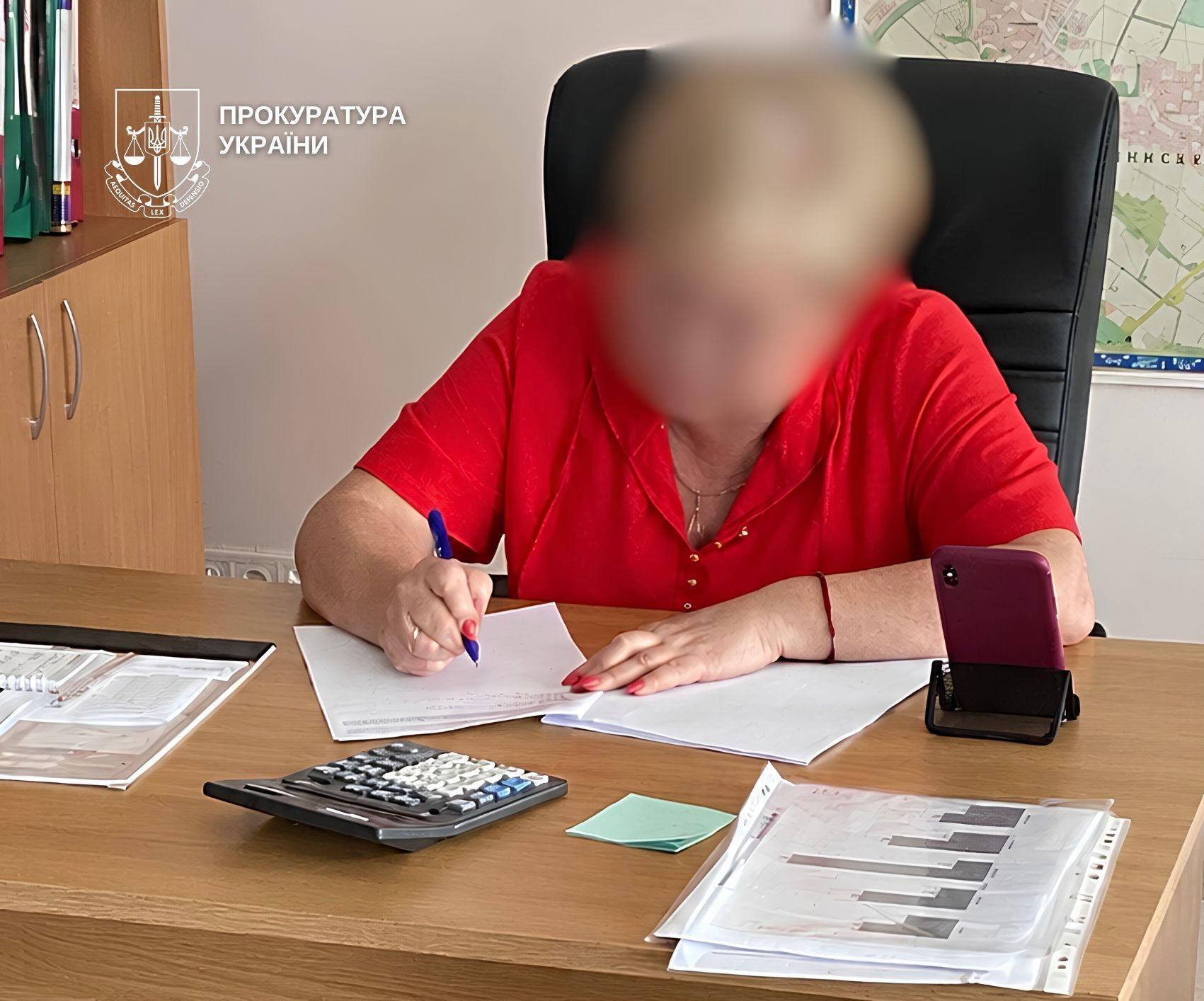 В Киеве будут судить должностную должность Пенсионного фонда и сообщников за хищение 3,8 млн грн из бюджета